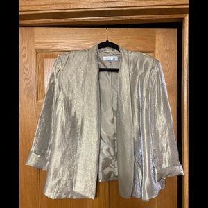 Beautiful Kasper gold shimmer blazer size 18